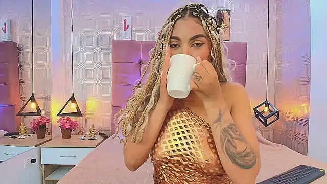 LexieBloom online show from September 2025 04:23:01 AM