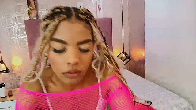 LexieBloom online show from September 2025 03:51:01 AM