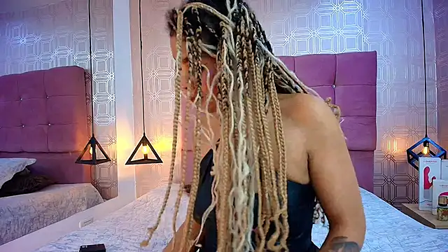 LexieBloom online show from October 2025 04:11:02 AM