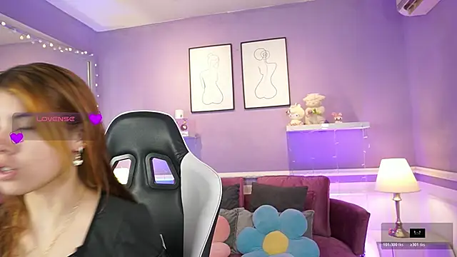 DahliaGrey online show from April 2026 11:39:01 AM