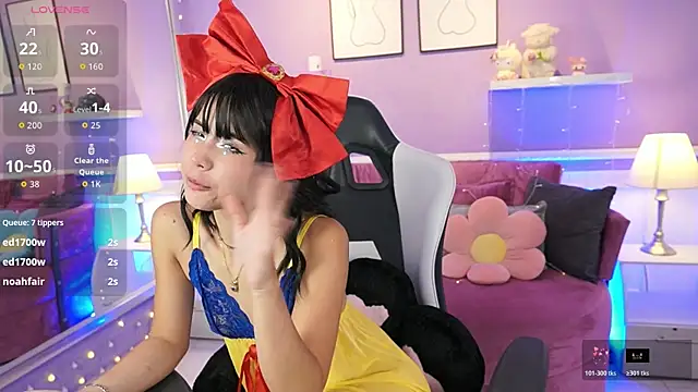 Snapshot of DahliaGrey chatting on April 2026 07:58:02 PM DahliaGrey online show from April 2026 07:58:02 PM