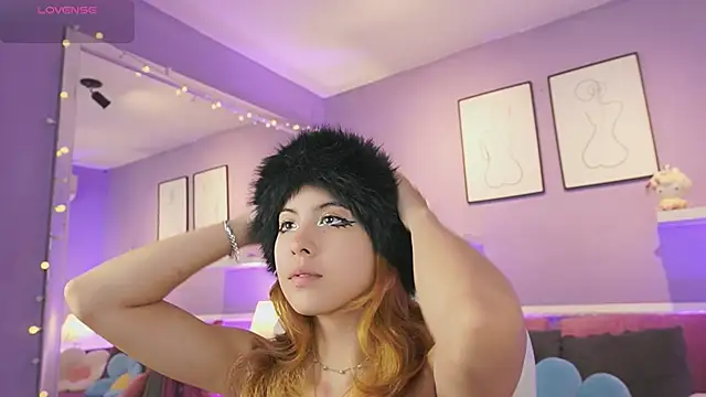 Snapshot of DahliaGrey chatting on March 2026 11:42:01 AM DahliaGrey online show from March 2026 11:42:01 AM