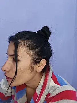 karinnahotdirty online show from May 2026 10:52:02 PM