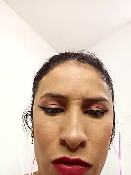 karinnahotdirty online show from January 2026 08:48:01 PM