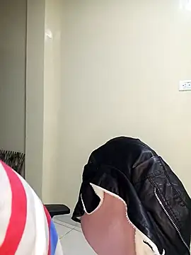 Snapshot of karinnahotdirty chatting on October 2025 10:23:01 PM karinnahotdirty online show from October 2025 10:23:01 PM