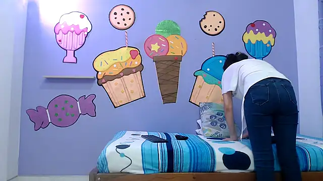 skinnykalitzo18 online show from January 2026 02:12:01 PM