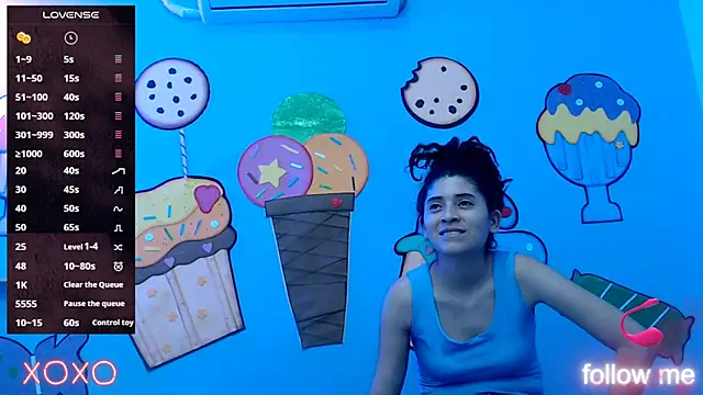 Snapshot of skinnykalitzo18 chatting on February 2026 01:45:02 PM skinnykalitzo18 online show from February 2026 01:45:02 PM