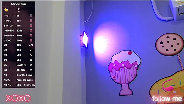 Snapshot of skinnykalitzo18 chatting on February 2026 02:28:02 PM skinnykalitzo18 online show from February 2026 02:28:02 PM