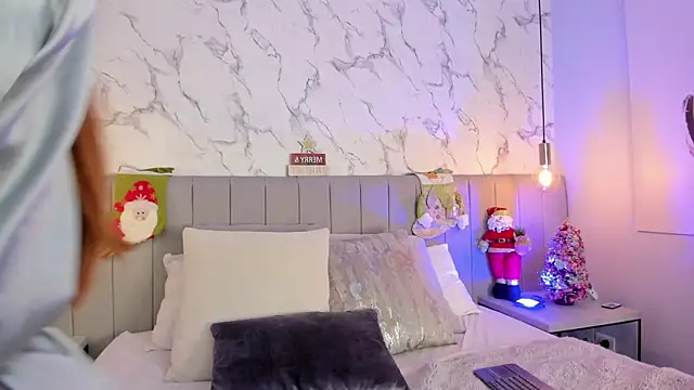 Karlla Brown online show from December 2025 12:55:01 PM