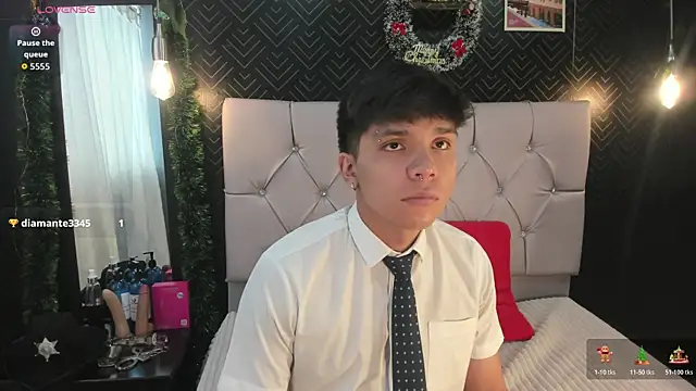 Thiago Kozak online show from December 2025 01:04:02 PM