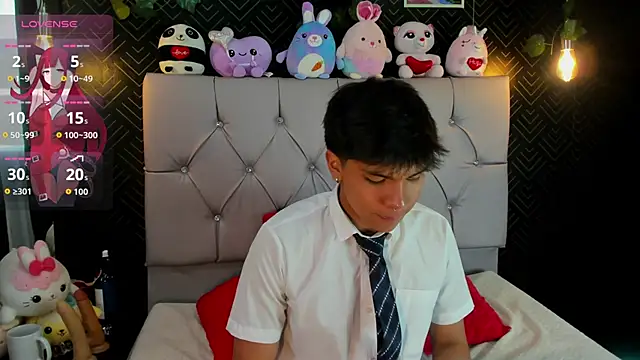 Thiago Kozak online show from September 2025 12:44:02 PM