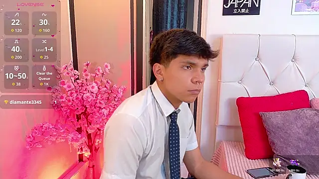 Thiago Kozak online show from November 2025 01:11:01 PM