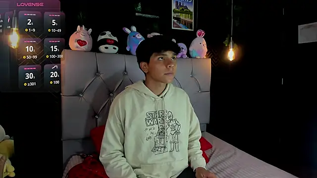 Thiago Kozak online show from September 2025 12:58:01 PM