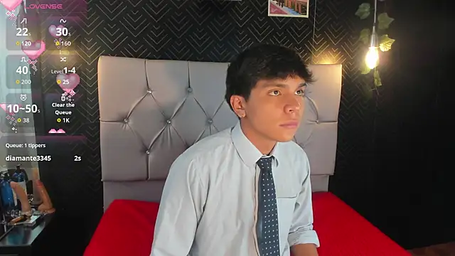 Thiago Kozak online show from November 2025 01:04:02 PM