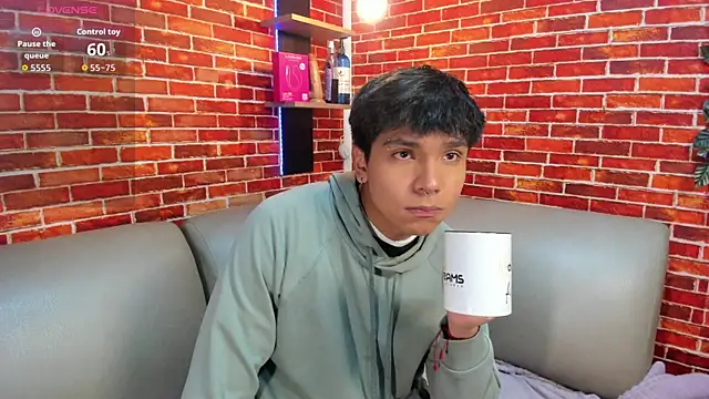 Thiago Kozak online show from April 2026 12:56:02 PM