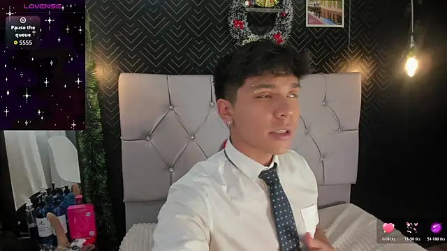 Thiago Kozak online show from December 2025 01:13:02 PM