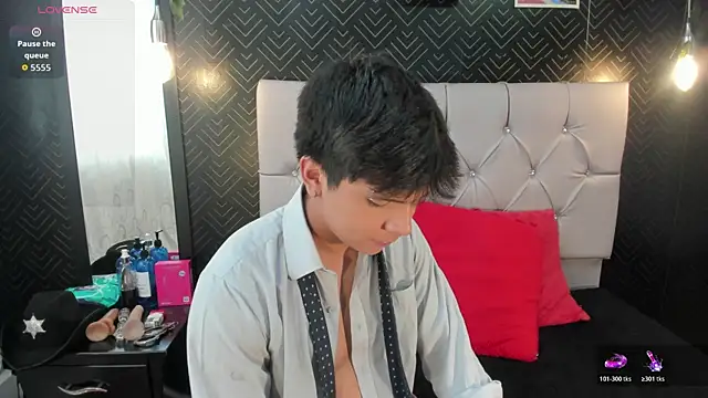 Thiago Kozak online show from January 2026 12:42:01 PM