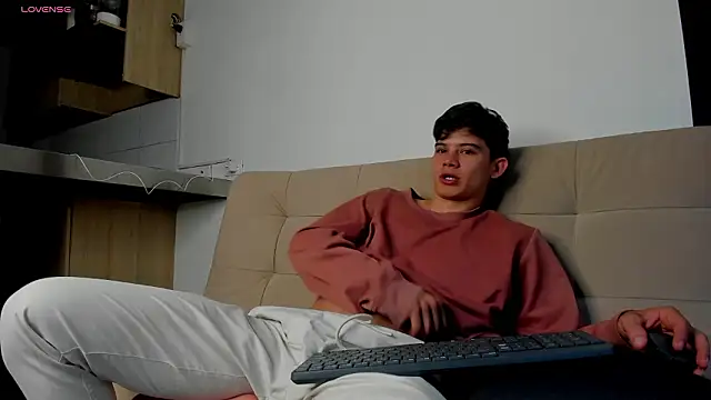 2Amateur Guys online show from February 2026 11:04:01 PM