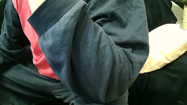 Lavastrom3 online show from December 2025 03:55:01 PM