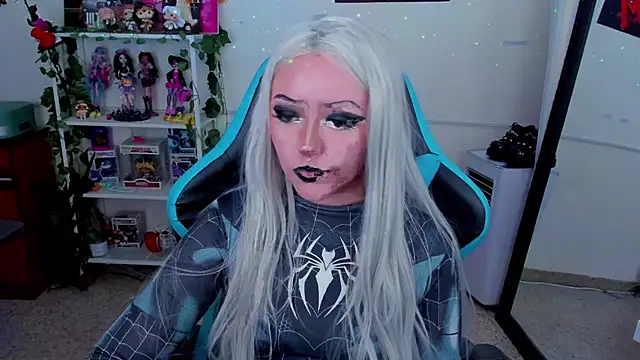 Makii 33 online show from November 2025 11:37:02 PM