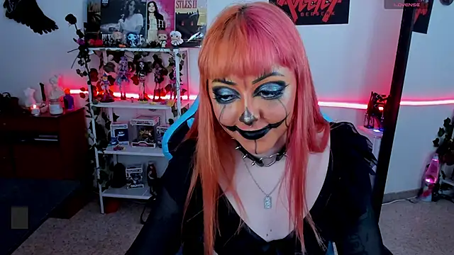 Snapshot of Makii_33 chatting on October 2025 09:26:02 PM Makii 33 online show from October 2025 09:26:02 PM