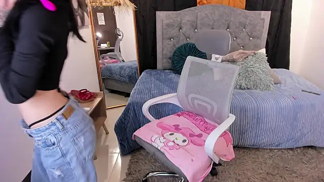 CamiCute  online show from October 2025 08:17:02 PM