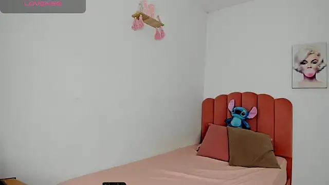 julieth sanzz online show from March 2026 11:07:02 AM