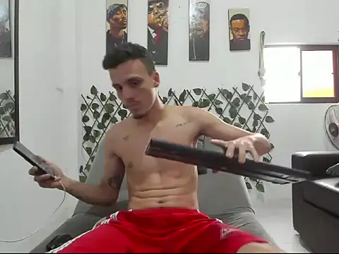 Latins Boss online show from April 2026 08:35:01 PM