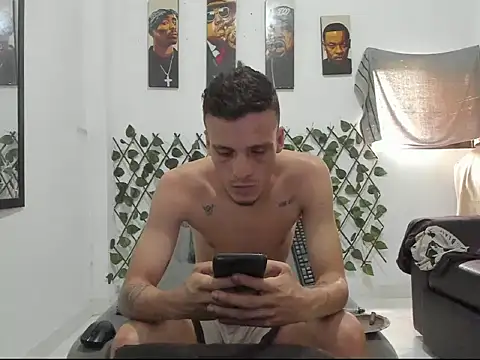 Latins Boss online show from April 2026 08:06:02 PM