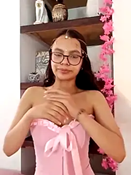 Danesacronin online show from November 2025 08:45:02 PM