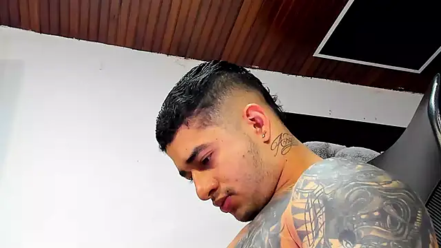 king falconer online show from November 2025 12:03:02 AM