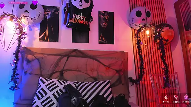 alesziarose online show from October 2025 07:58:01 PM