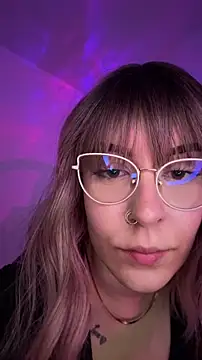 alesziarose online show from November 2025 11:59:02 PM