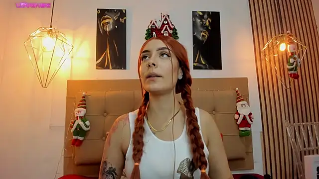 alesziarose online show from December 2025 06:58:02 PM