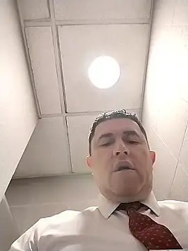 BigCristh79 online show from January 2026 04:41:02 AM