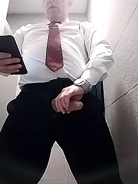 BigCristh79 online show from October 2025 07:53:02 AM