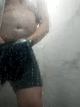 BigCristh79 online show from November 2025 07:18:02 PM