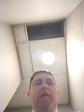 BigCristh79 online show from April 2026 07:53:01 PM