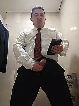 BigCristh79 online show from June 2026 07:46:02 AM
