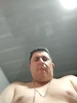 BigCristh79 online show from April 2026 02:22:01 PM