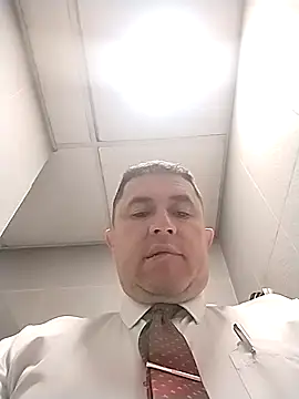 BigCristh79 online show from October 2025 07:29:01 AM