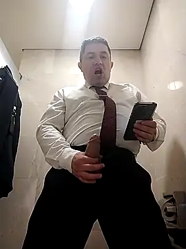 BigCristh79 online show from April 2026 12:29:01 AM