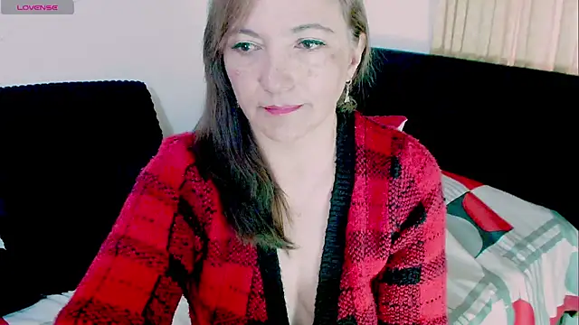 Kendraline1 online show from April 2026 06:22:01 PM