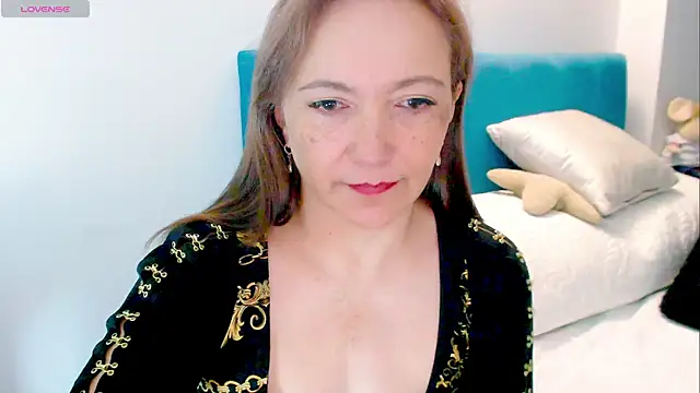 Snapshot of Kendraline1 chatting on May 2026 08:28:01 PM Kendraline1 online show from May 2026 08:28:01 PM