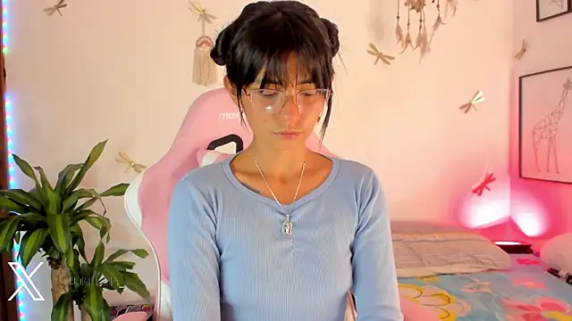 princessluna 19 online show from May 2026 10:42:01 PM