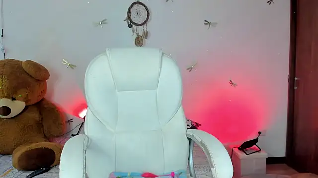 princessluna 19 online show from September 2025 09:10:01 PM