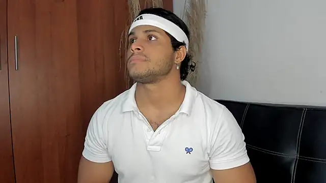 Evansdark1 online show from November 2025 10:42:01 PM