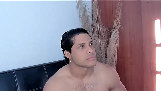 Evansdark1 online show from November 2025 09:30:02 PM