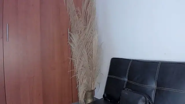 Evansdark1 online show from December 2025 09:34:01 PM