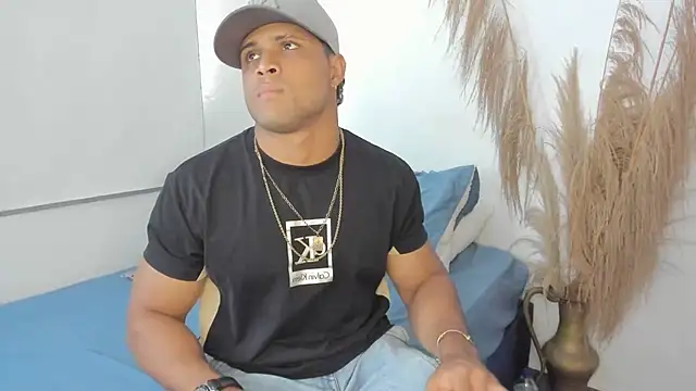 Evansdark1 online show from March 2026 10:37:01 PM